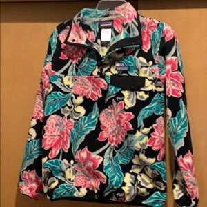 RARE Patagonia Synchilla in Black Manoa tr…